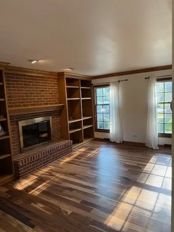 102 North Stauffer Drive Naperville IL 60540