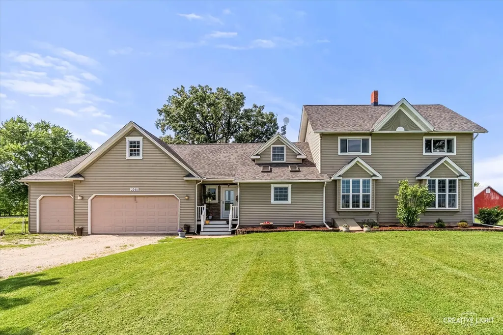 2038 North 43rd Road Leland IL 60531