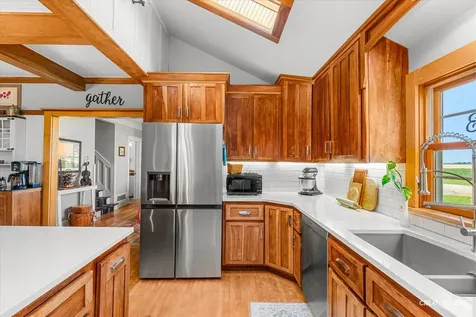2038 North 43rd Road Leland IL 60531