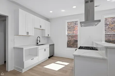 3642 West Belmont Avenue Chicago IL 60618