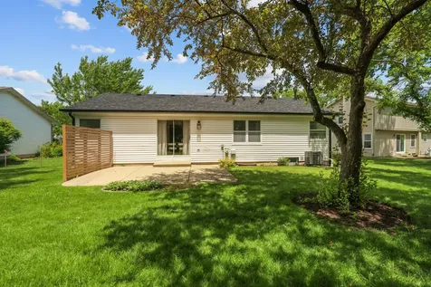 752 North Brookdale Drive Schaumburg IL 60194