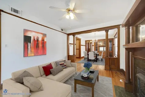 2774 North Kenmore Avenue Chicago IL 60614