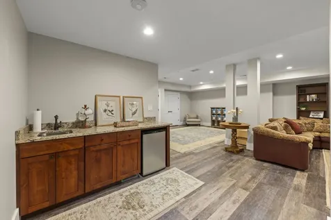 451 Lowell Avenue Glen Ellyn IL 60137