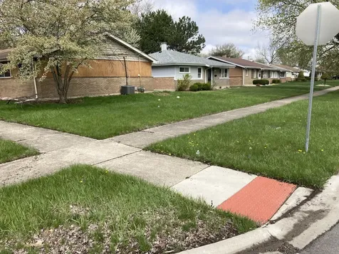 17246 Community Street Lansing IL 60438
