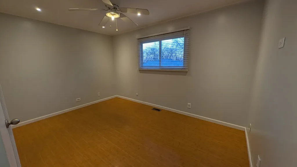 117 Galewood Drive Bolingbrook IL 60440