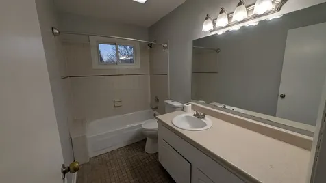 117 Galewood Drive Bolingbrook IL 60440