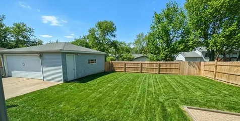 117 Galewood Drive Bolingbrook IL 60440