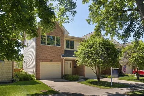 8724 Fernald Avenue Morton Grove IL 60053