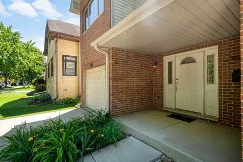 8724 Fernald Avenue Morton Grove IL 60053