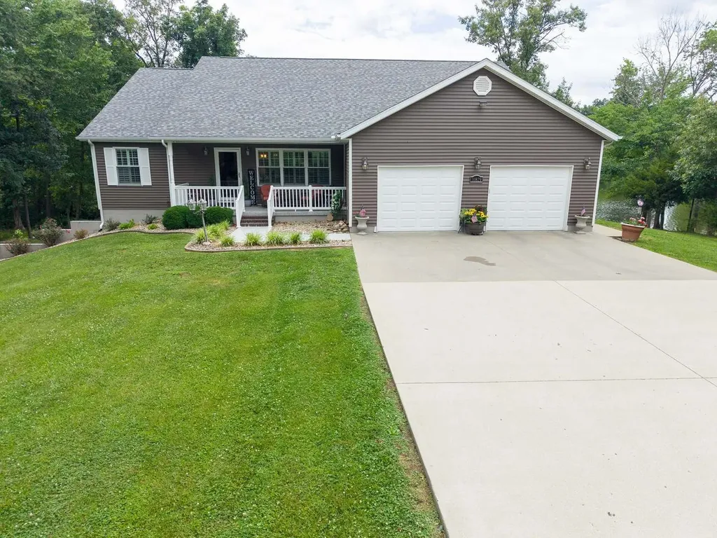 10829 Clubview Court Benton IL 62812