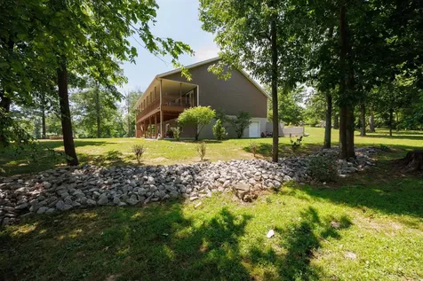 10829 Clubview Court Benton IL 62812
