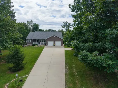 10829 Clubview Court Benton IL 62812