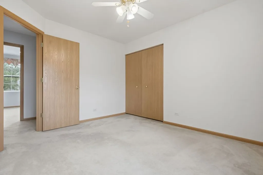 1758 Edith Lane Aurora IL 60504
