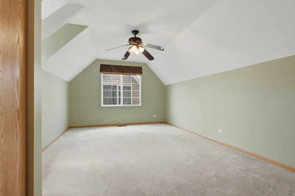 1758 Edith Lane Aurora IL 60504