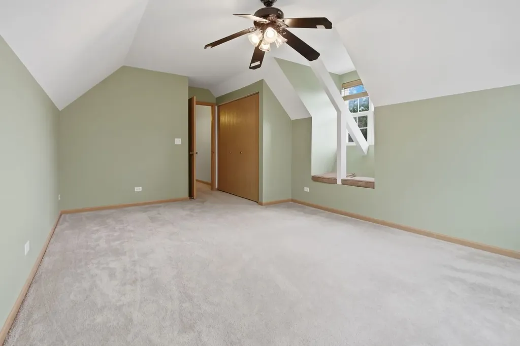 1758 Edith Lane Aurora IL 60504