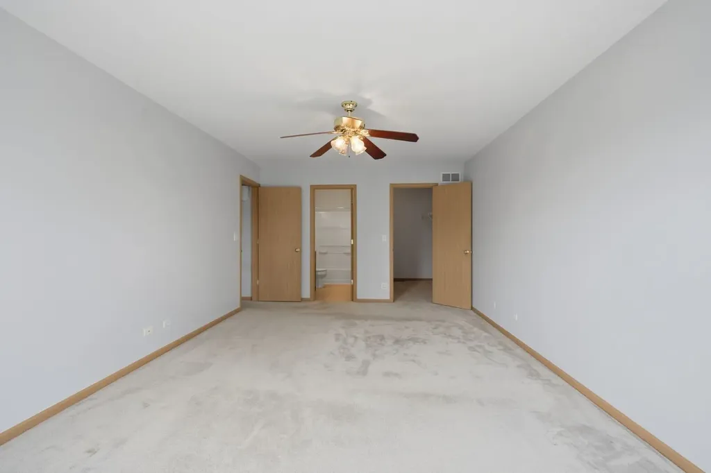 1758 Edith Lane Aurora IL 60504