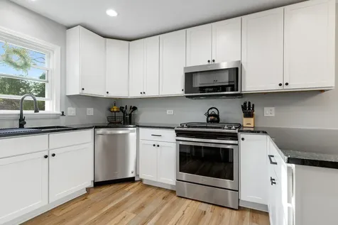 638 North Lombard Avenue Lombard IL 60148