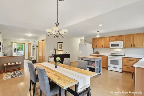 1642 Wheeler Street Woodstock IL 60098