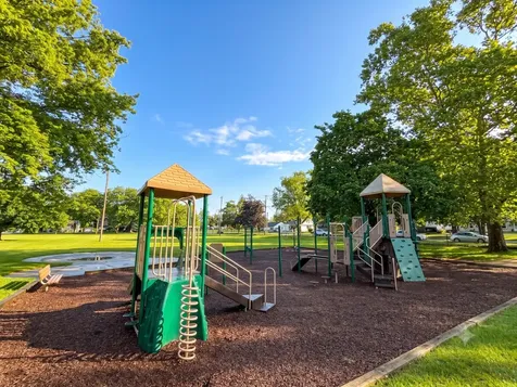 1642 Wheeler Street Woodstock IL 60098