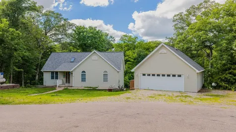19 Chairtree Court Putnam IL 61560
