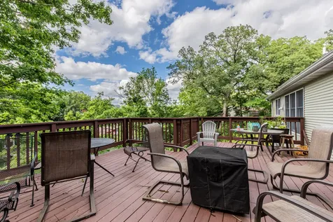 19 Chairtree Court Putnam IL 61560