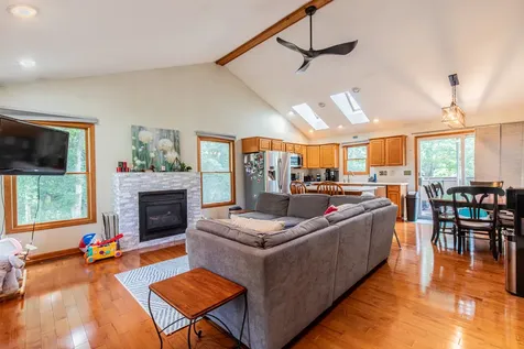 19 Chairtree Court Putnam IL 61560