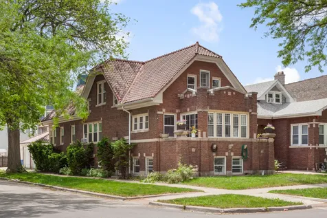 4101 West Oakdale Avenue Chicago IL 60641