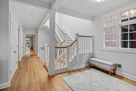 1852 West Wellington Avenue Chicago IL 60657