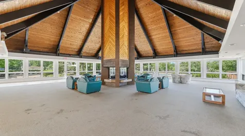 1880 Bonnie Lane Hoffman Estates IL 60169