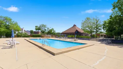 1880 Bonnie Lane Hoffman Estates IL 60169