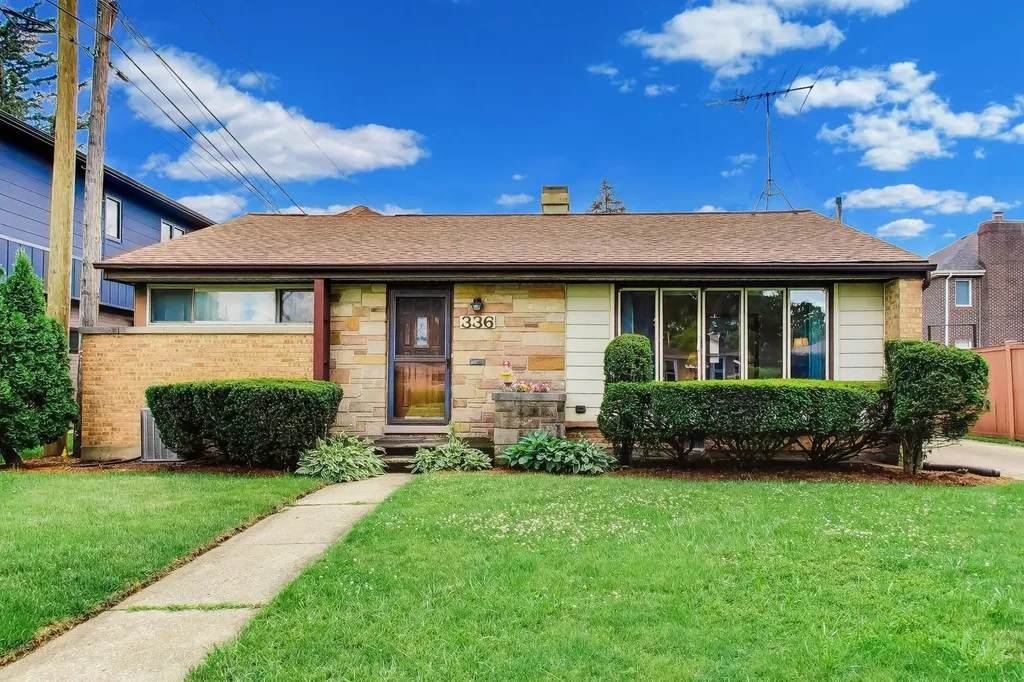 336 West Fremont Avenue Elmhurst IL 60126