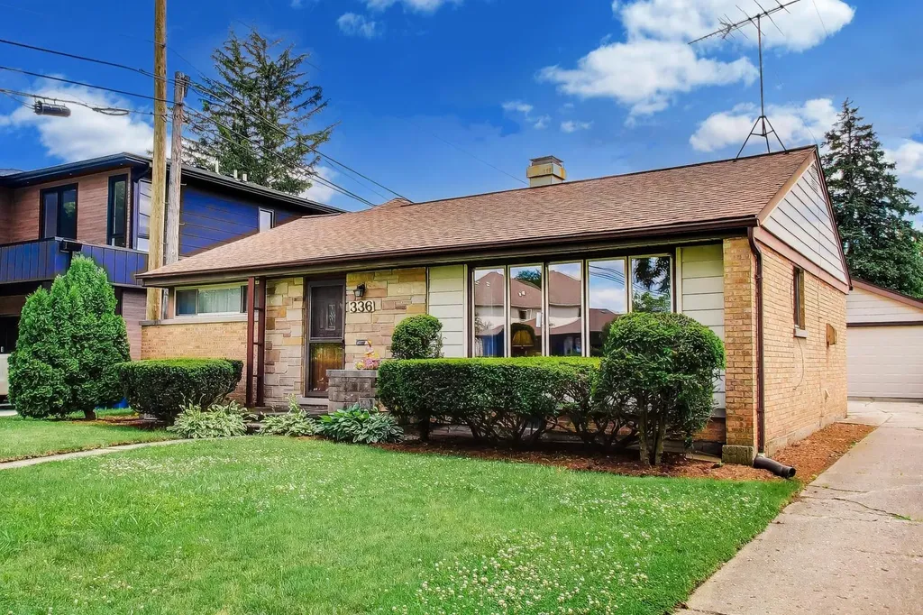 336 West Fremont Avenue Elmhurst IL 60126