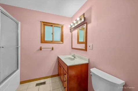 9011 West Sunset Drive Wonder Lake IL 60097