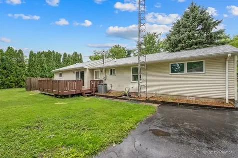 9011 West Sunset Drive Wonder Lake IL 60097