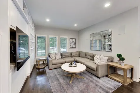 395 Cedar Avenue Highland Park IL 60035