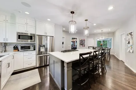 395 Cedar Avenue Highland Park IL 60035