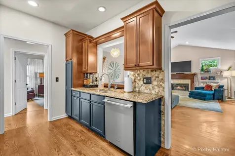 151 Center Street Crystal Lake IL 60014