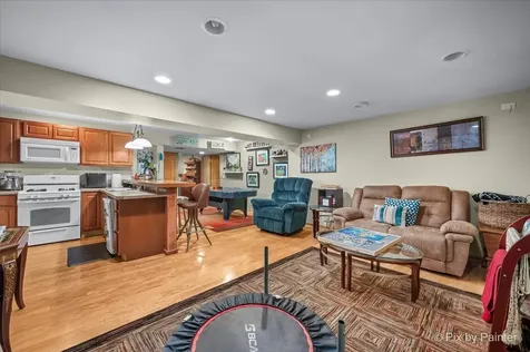 151 Center Street Crystal Lake IL 60014