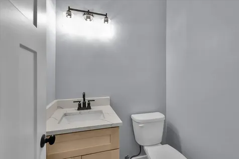 2080 Waters Edge Drive Minooka IL 60447