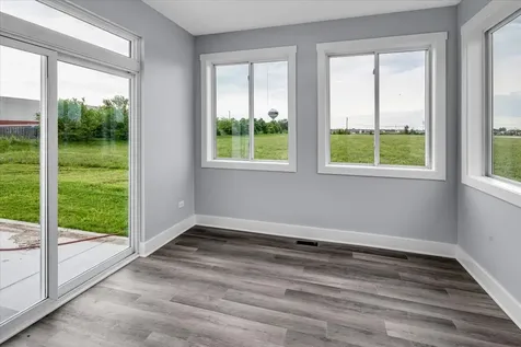 2080 Waters Edge Drive Minooka IL 60447