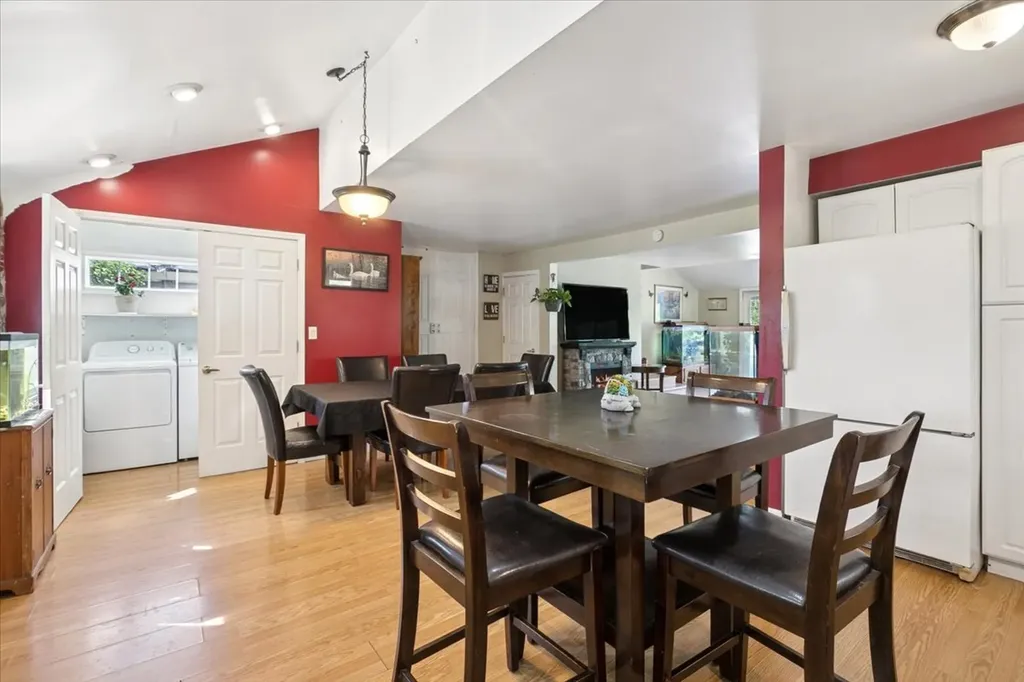42515 North Forest Lane Antioch IL 60002