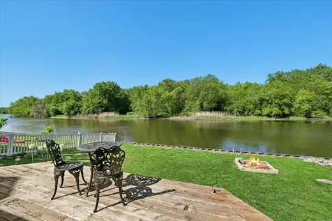 42515 North Forest Lane Antioch IL 60002