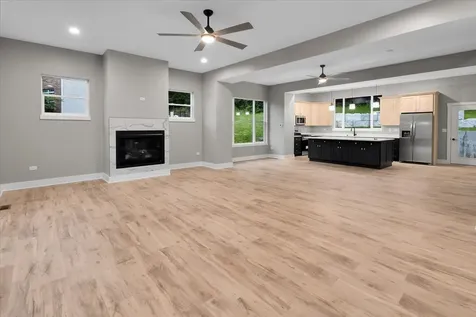 103 Northfield Drive Minooka IL 60447