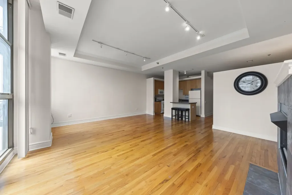 212 West Washington Avenue Chicago IL 60606
