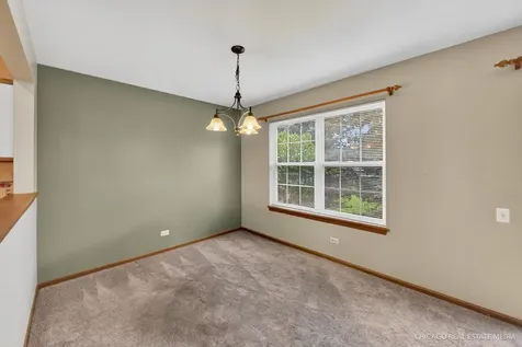 738 Silk Oak Lane Crystal Lake IL 60014