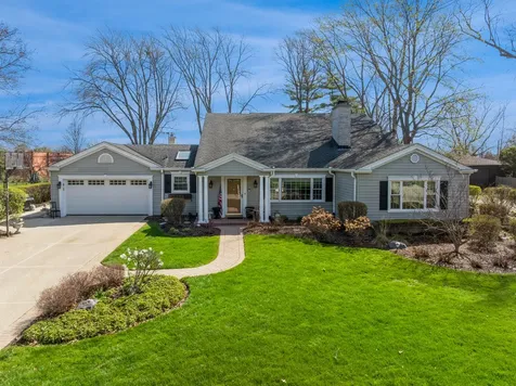 819 South Beverly Lane Arlington Heights IL 60005