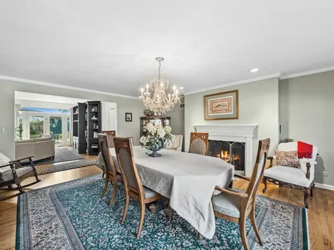 819 South Beverly Lane Arlington Heights IL 60005