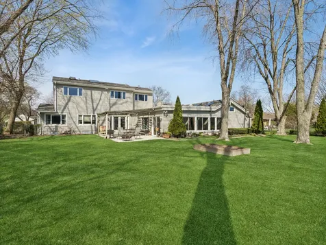 819 South Beverly Lane Arlington Heights IL 60005