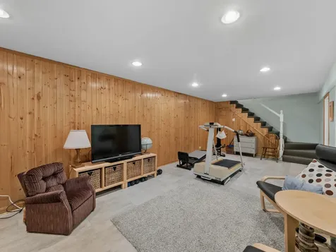819 South Beverly Lane Arlington Heights IL 60005