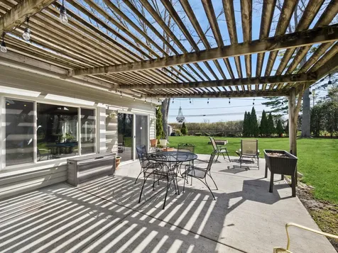 819 South Beverly Lane Arlington Heights IL 60005